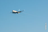 Фото Boeing 737 в небе