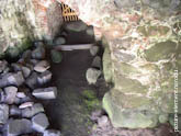 Фото камней и каменных стен внутри Соловецкого монастыря