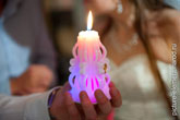 Фото горящей свадебной свечи семейного очага